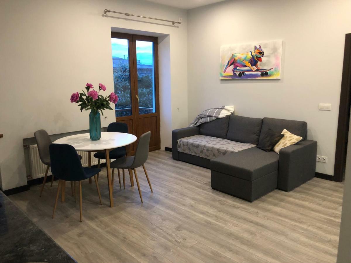 Grand Apartment 2 Czernihów Zewnętrze zdjęcie